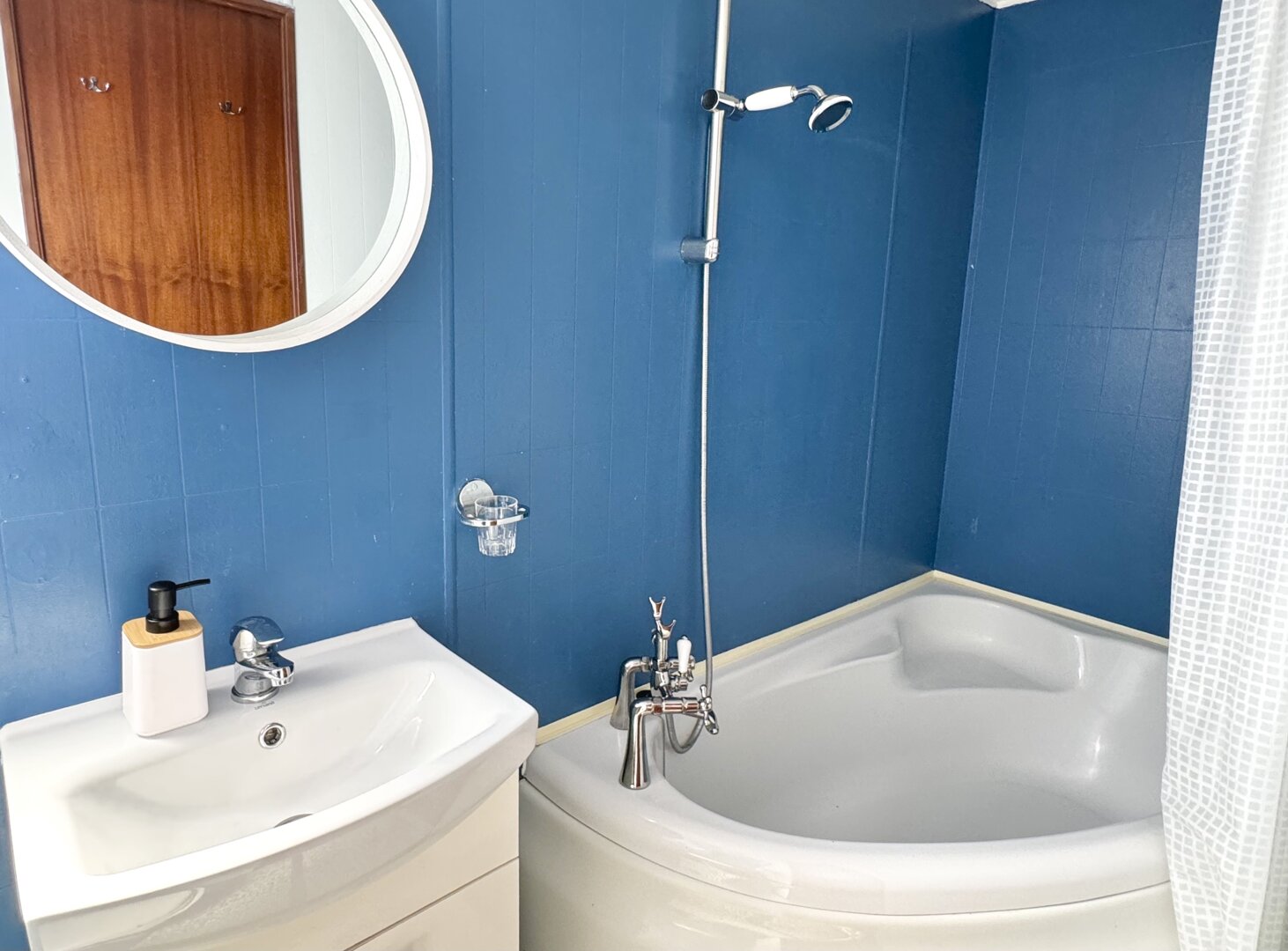 Q4 APARTMENTS  SPÓŁKA Z OGRANICZONĄ ODPOWIEDZIALNOŚCIĄ - 11